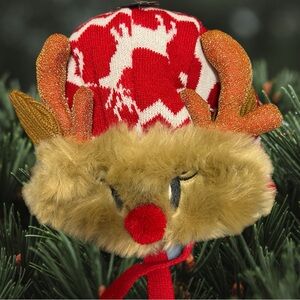 Kohl's NWT Red and Gold Reindeer Plush Knit Hat With Earflaps
